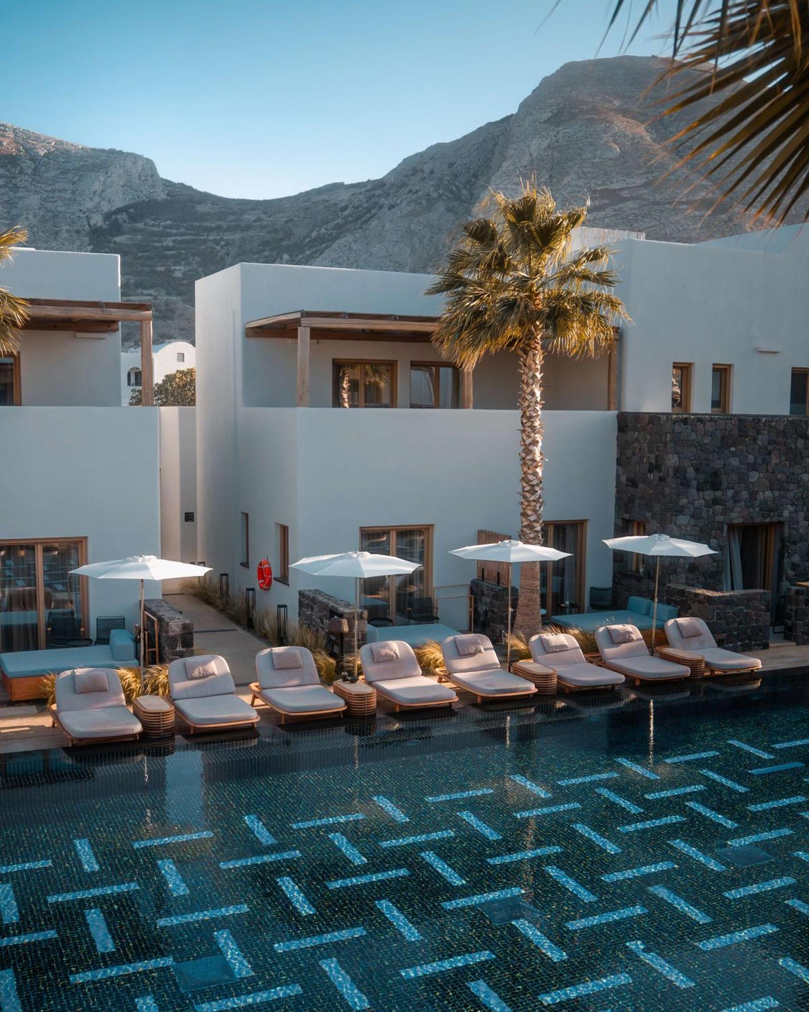 Radisson Blu Zaffron Resort, Santorini (Adults Only) Камарі Екстер'єр фото